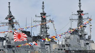 [朗報]電気不要！カラフルな信号旗の意味とは